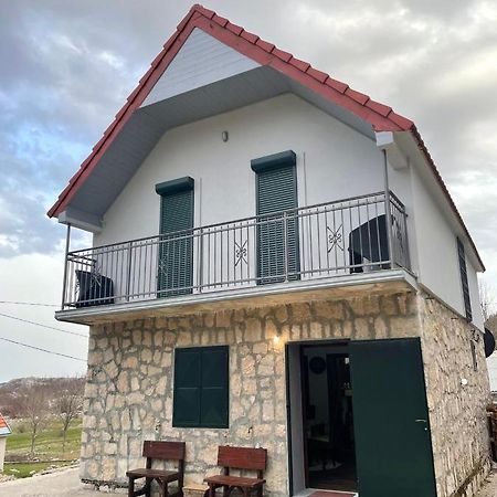 Guest House Markovic Lovcen เซทินเจ ภายนอก รูปภาพ