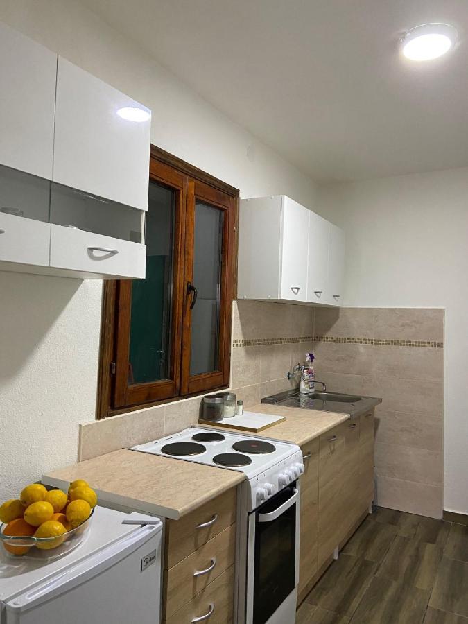 Guest House Markovic Lovcen เซทินเจ ภายนอก รูปภาพ